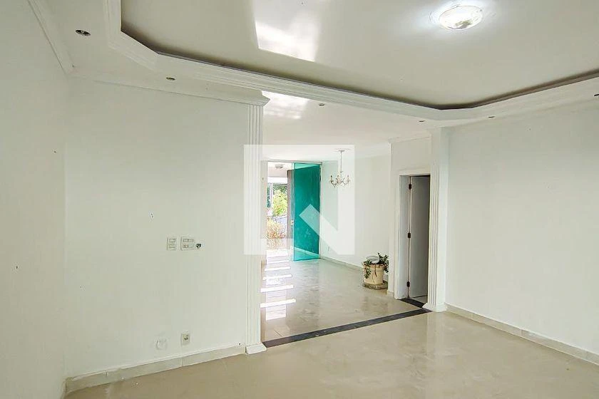 Rental house with 3 bedrooms and 217 m² — photo 13