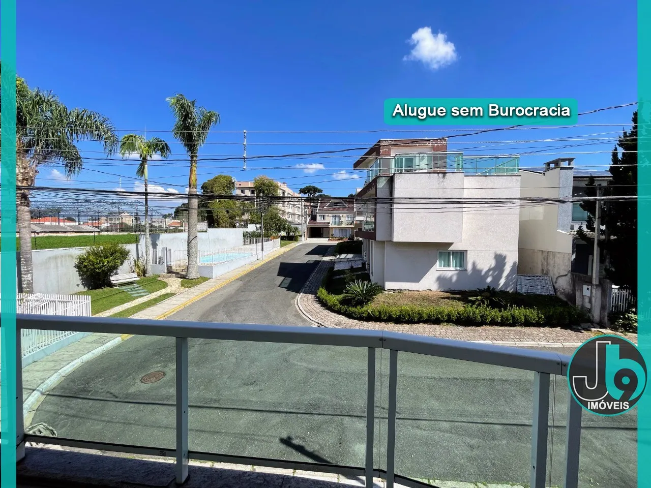 360 m² townhouse with 3 en-suite bedrooms and parking — photo 42