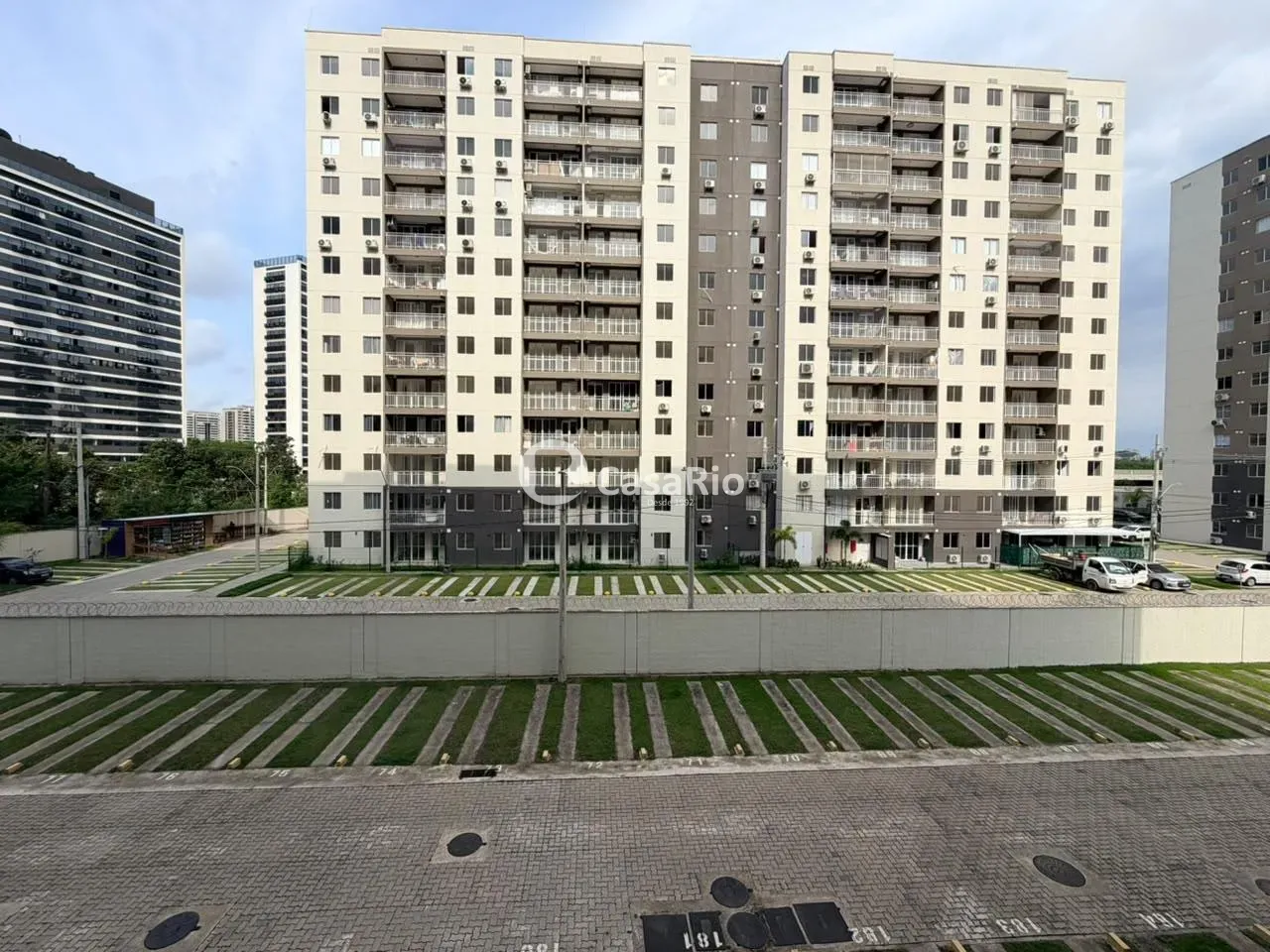 2-bedroom apartment in a building with a gym — photo 22