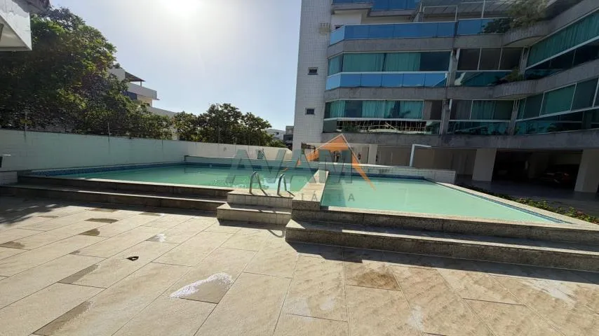 Glass-enclosed balcony in a 3-bedroom apartment, 80 m² — photo 12