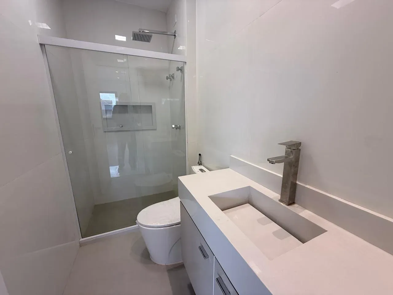 Private pool in a 5-bedroom house, 410 m² — photo 22