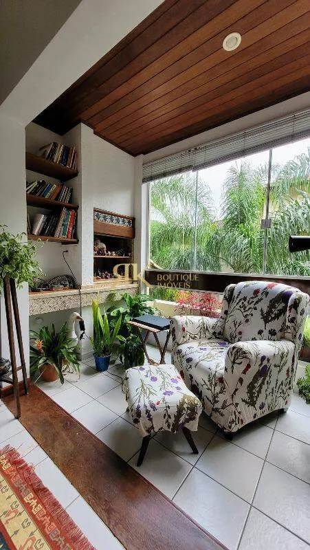 113 m² duplex-style apartment with 2 en-suite bedrooms