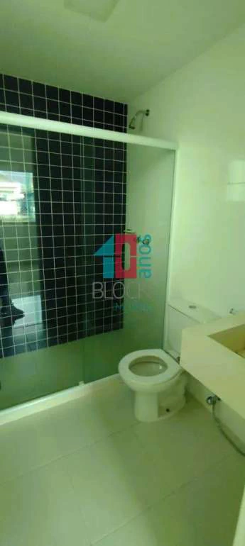 Casa de condomínio com 4 suítes e 300 m² — photo 9