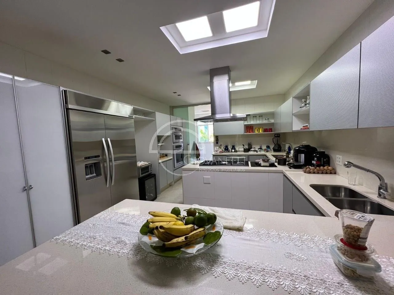Квартира 400 м² з 4 спальнями та 5 ванними кімнатами — photo 33