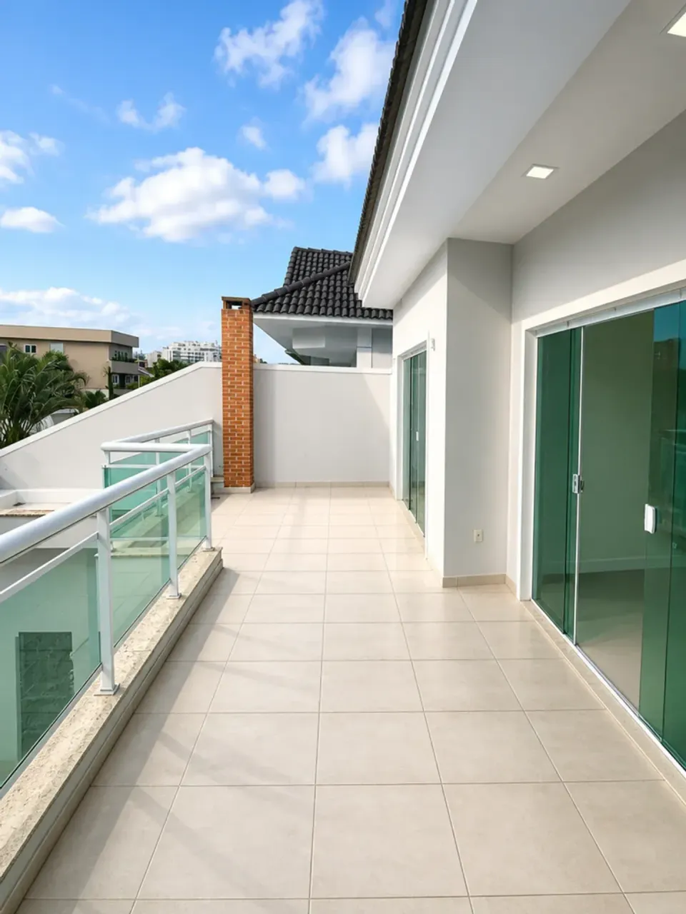 Rental house with 4 bedrooms and an open-plan kitchen — photo 3