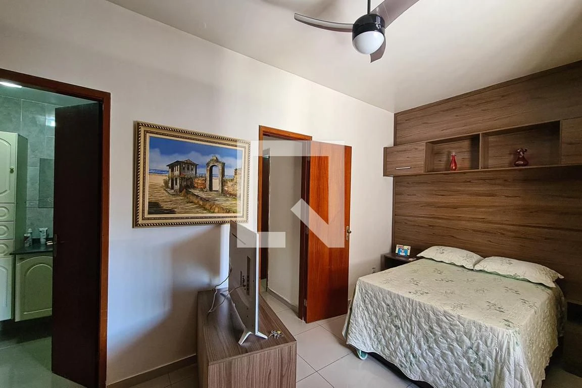 93 m² apartment with a washing machine and a home office — photo 6