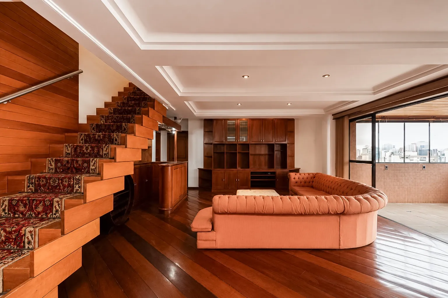 Apartment with 4 en-suite bedrooms and private BBQ