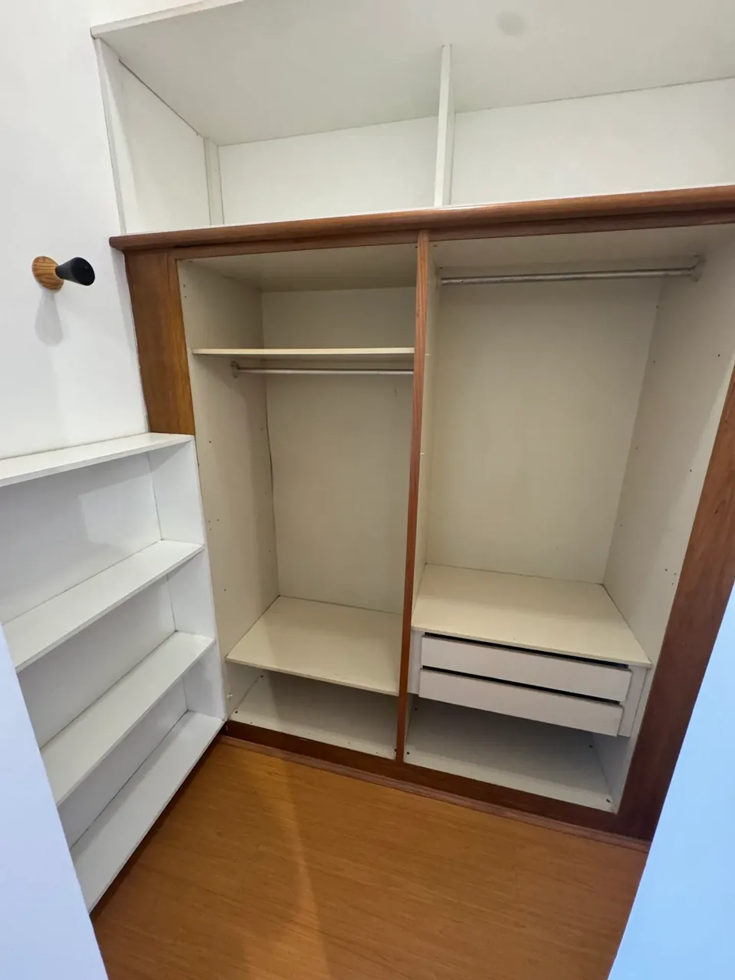 Apartment on the 5th floor with a mountain view — photo 14