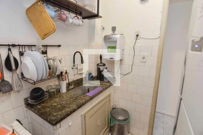 Furnished apartment, 36 m², with a washing machine — photo 10
