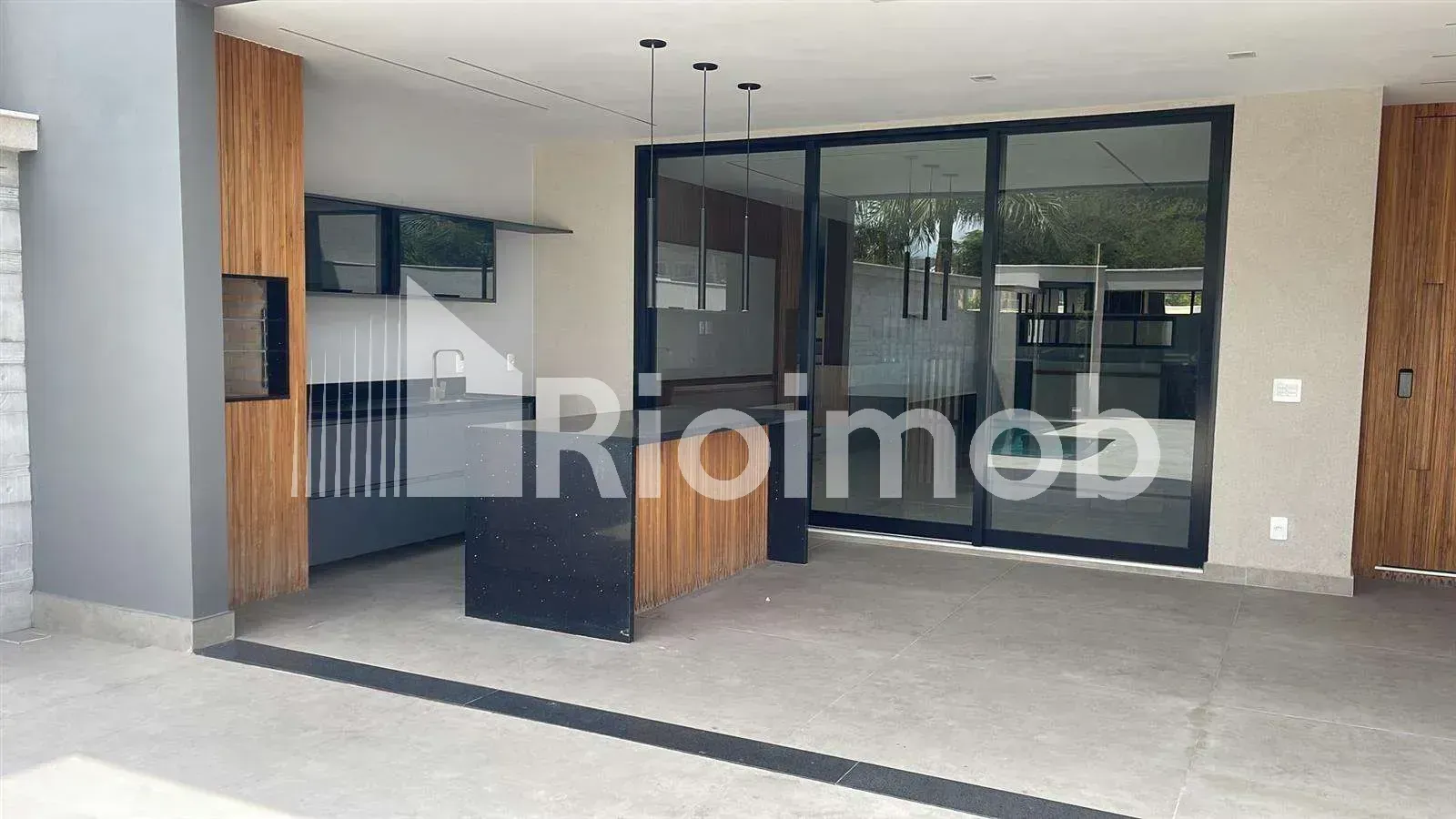 Будинок із кухнею відкритого планування та 5 спальнями 490 м² — photo 4