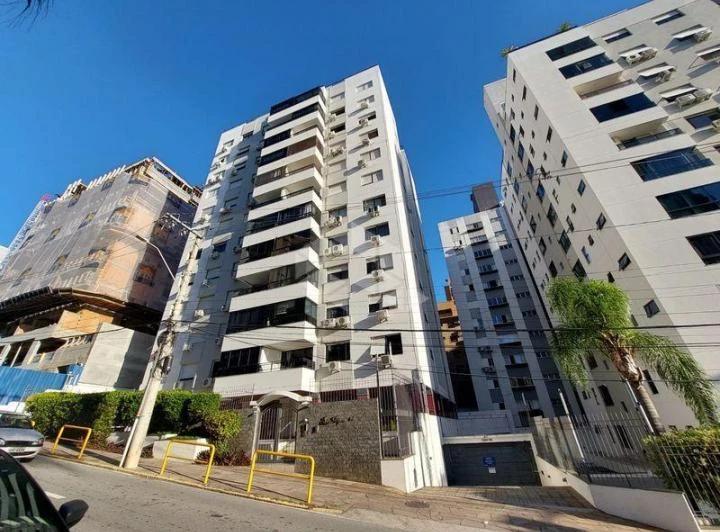 Квартира с 3 спальнями 109 м² и балконом — photo 8