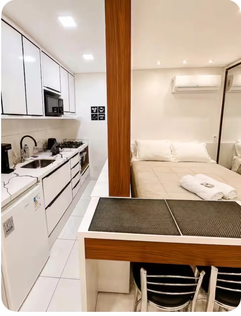 Home office in a one-bedroom apartment, 30 m² — photo 4