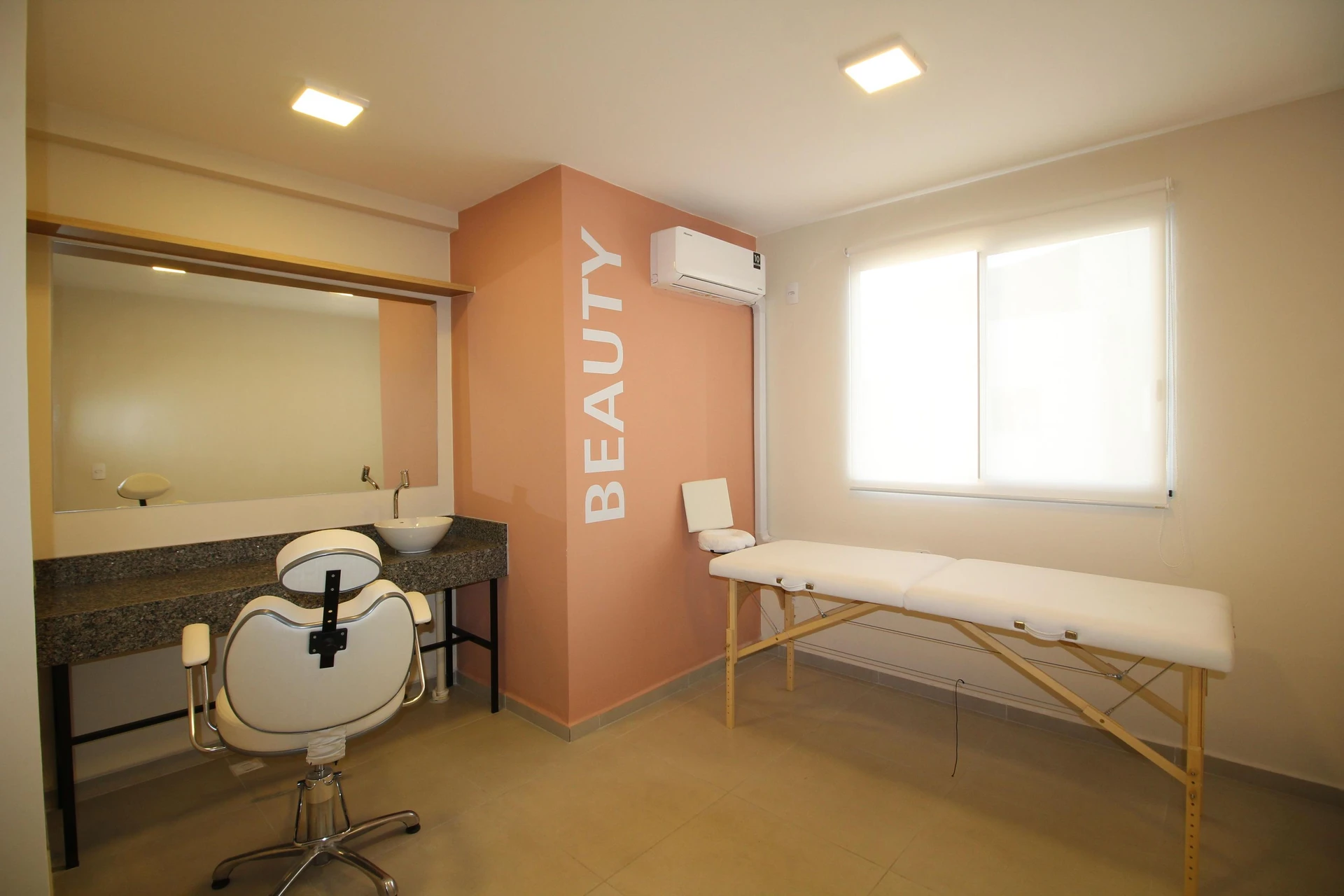 Apartamento mobiliado com 2 quartos e 2 banheiros — photo 37