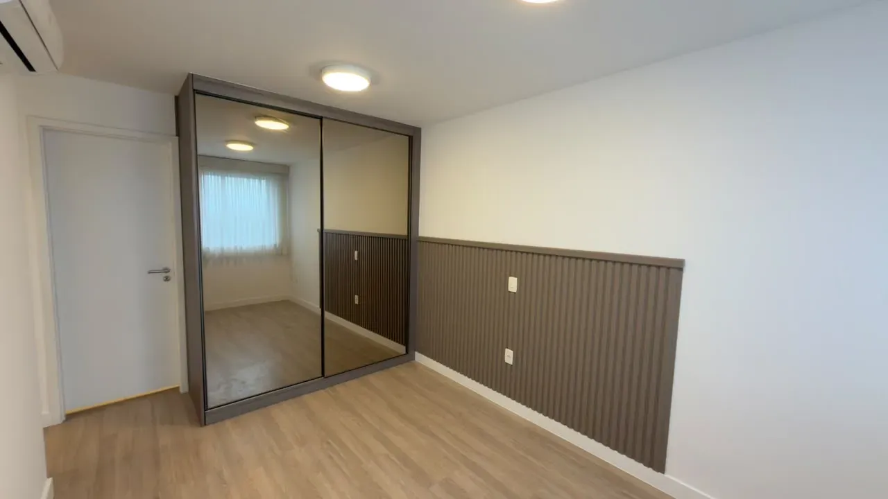 87 m² apartment with 2 bedrooms, enclosed balcony and garden — photo 10