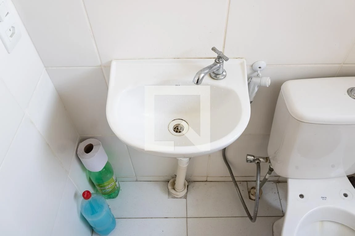 Apartamento com 2 quartos e área de lavanderia — photo 9