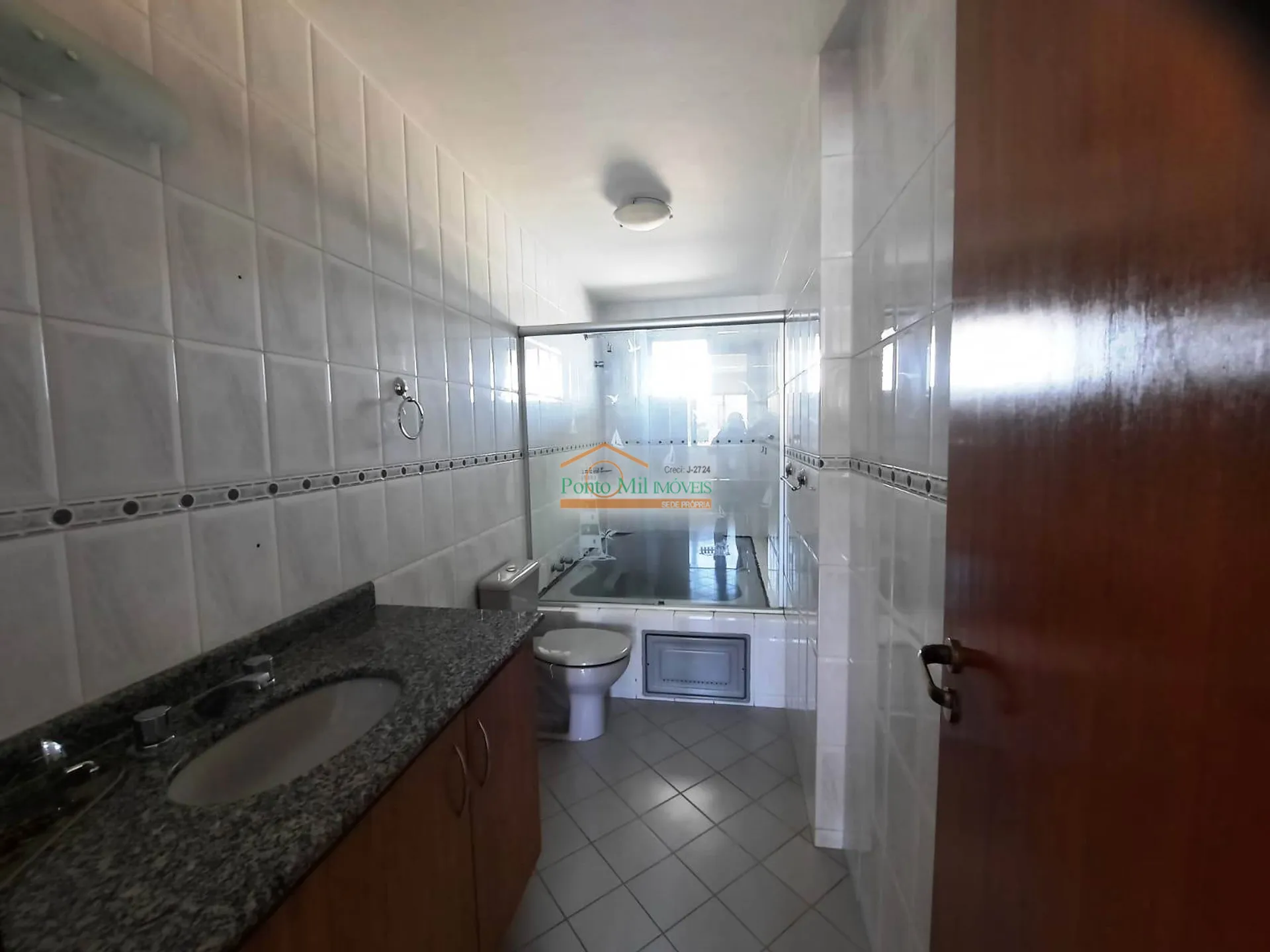 Triplex townhouse with 3 bedrooms and private BBQ — photo 12