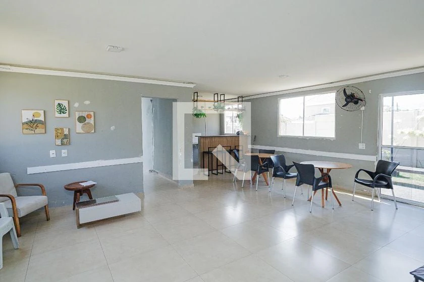 2-bedroom apartment with fitted kitchen cabinets — photo 24