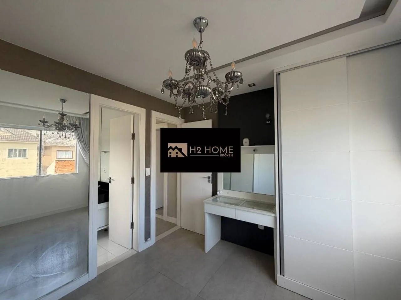 290 m² house with 4 bedrooms and 4 parking spots — photo 26