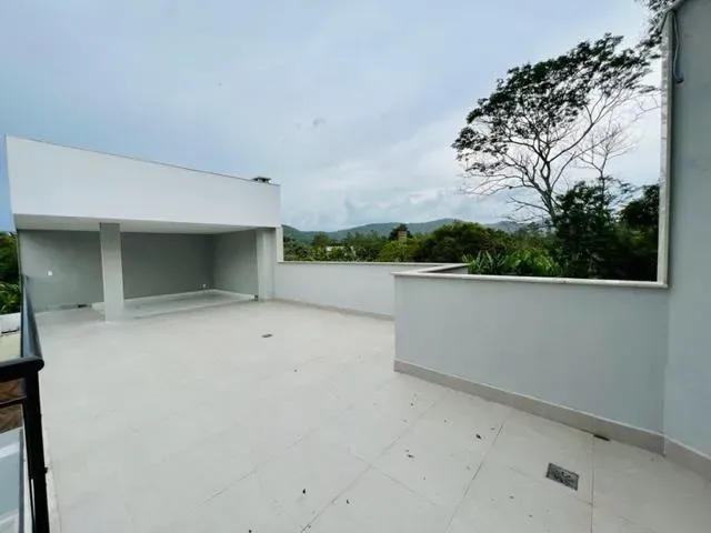 4-bedroom house with 5 bathrooms, 420 m² and 3 parking — photo 25