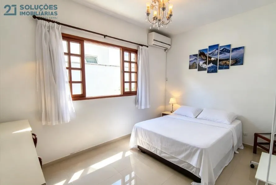 Casa de 4 quartos com janelas do piso ao teto, Jurerê — photo 20