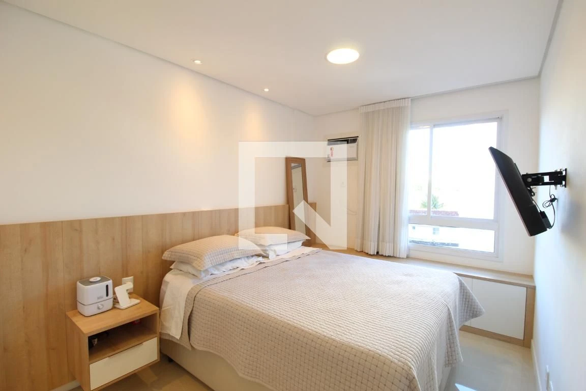 Собственный бассейн и 2 спальни: квартира 64 м² — photo 6