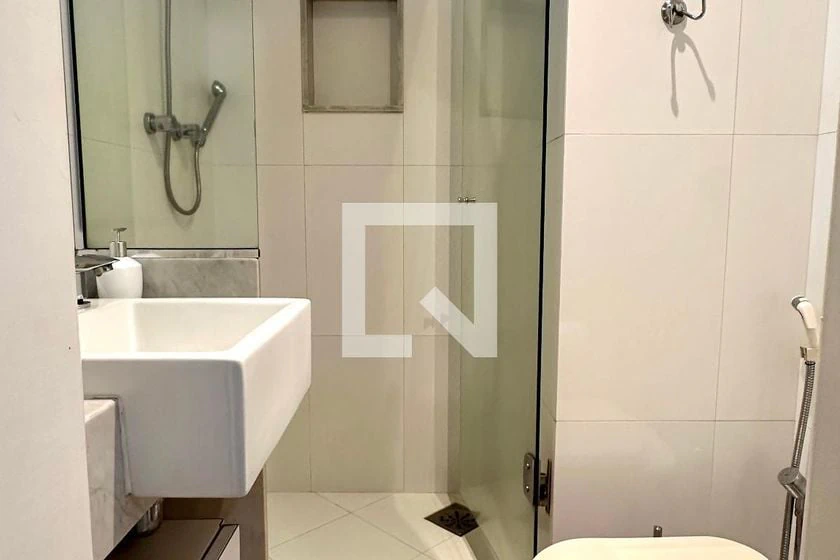 Furnished 3-bedroom apartment with 85 m² — photo 42