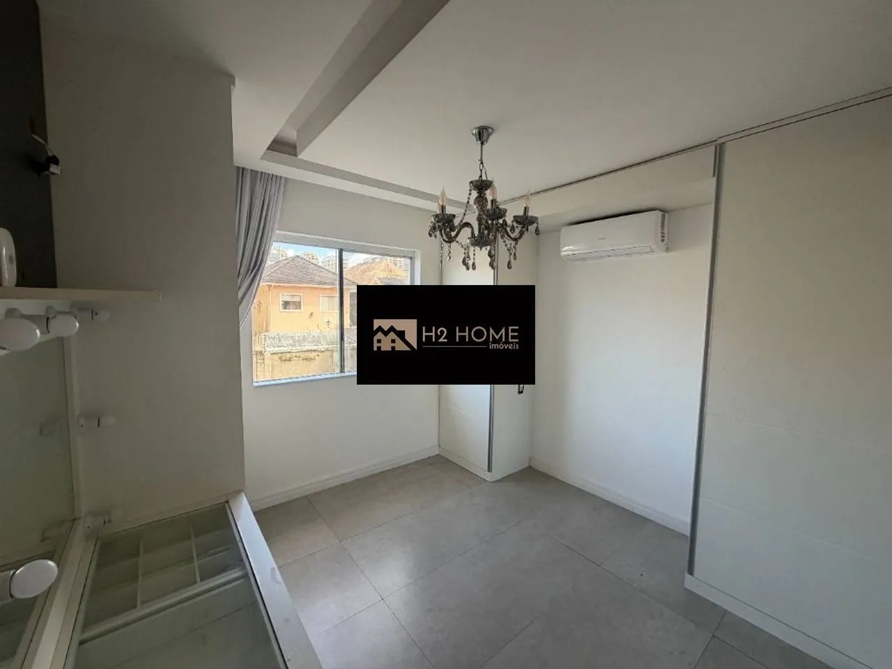 290 m² house with 4 bedrooms and 4 parking spots — photo 42