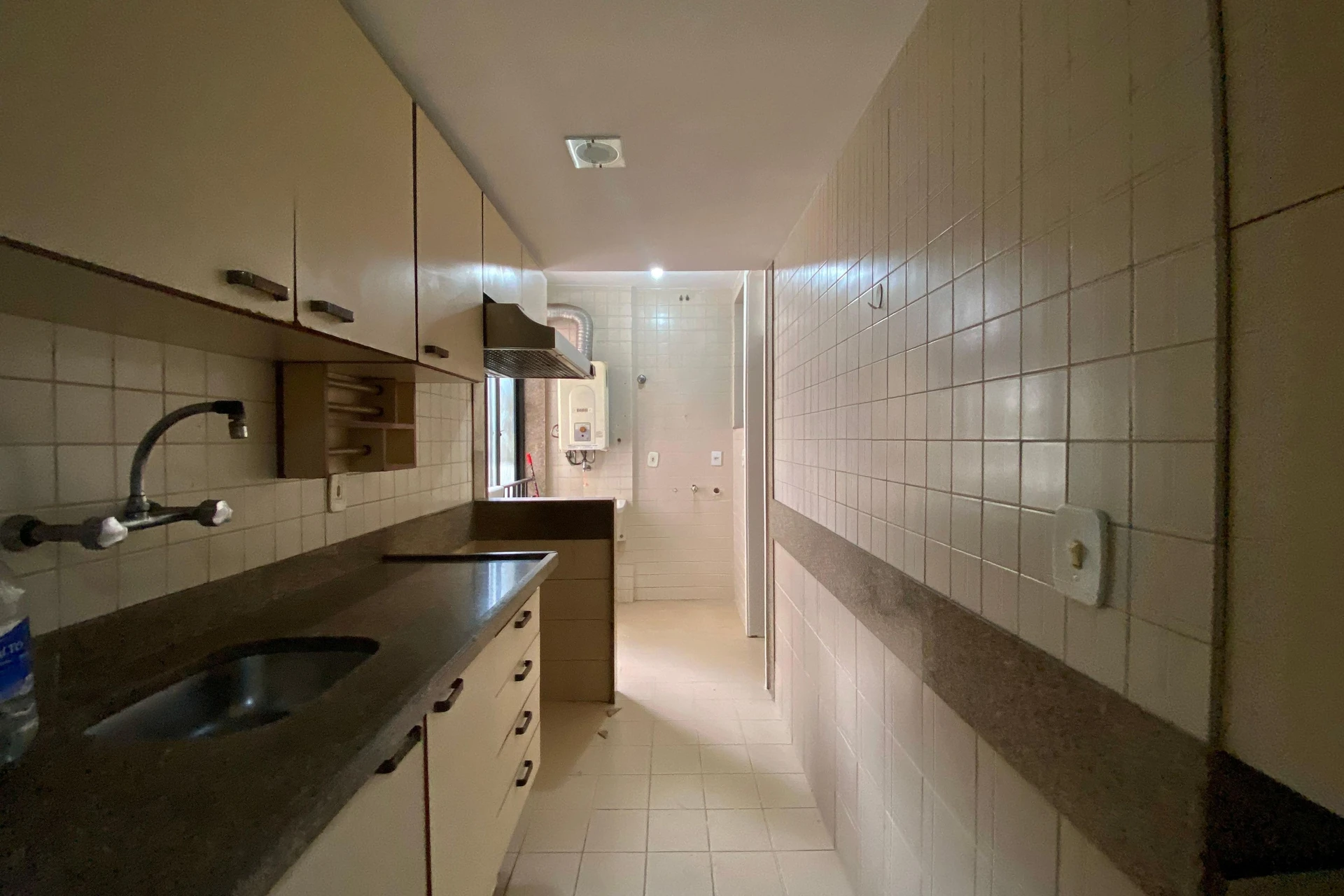 2-bedroom apartment in a building with a sauna — photo 9