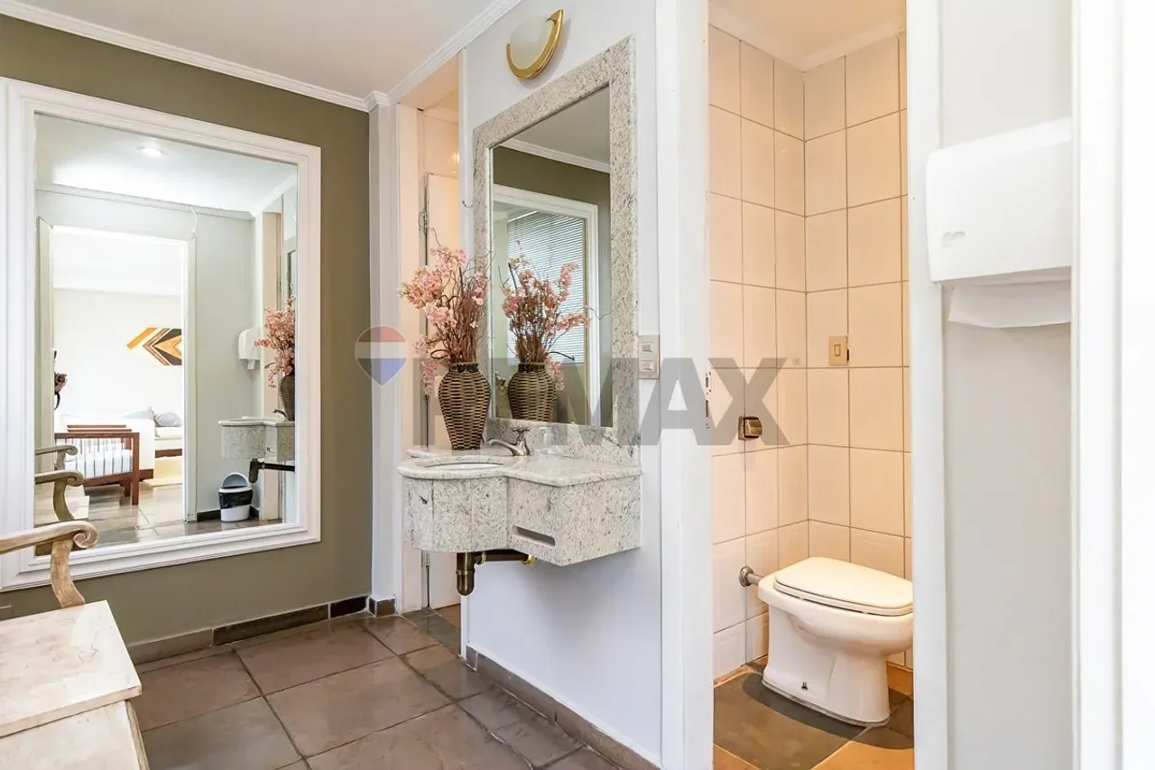 94 m² apartment with a washing machine and a home office — photo 27