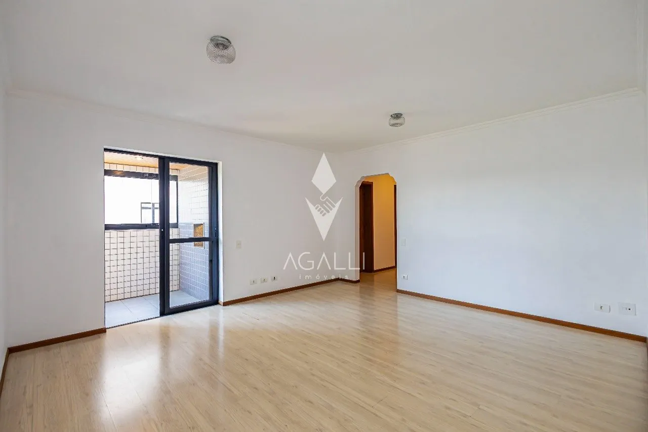 Apartment, 112 m², with a glass-enclosed balcony — photo 8