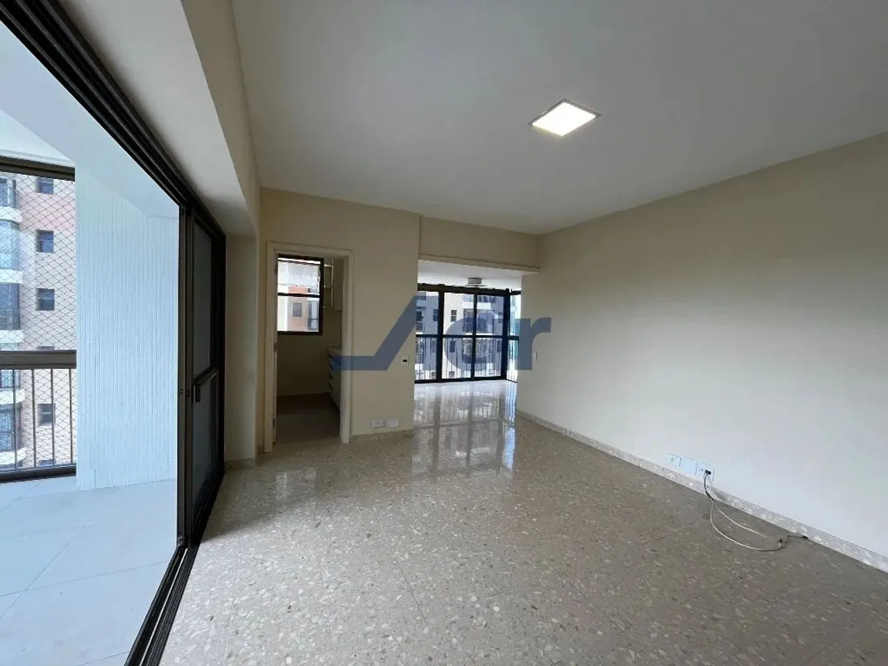 Apartamento com 2 quartos e cozinha americana — photo 19