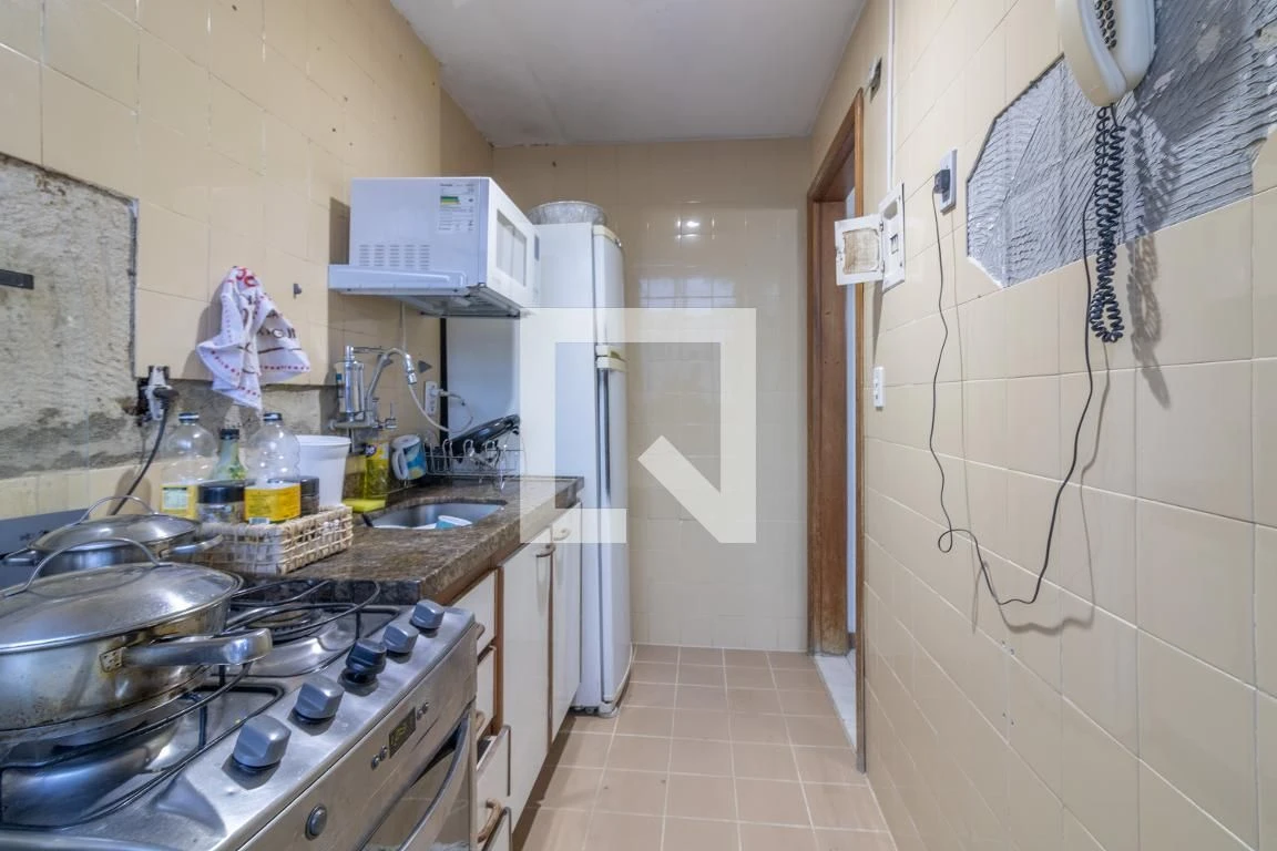Apartamento mobiliado com 2 quartos e varanda — photo 18