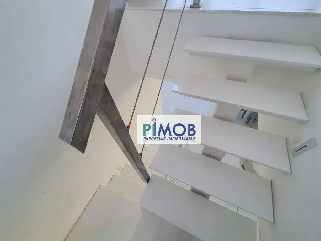 Furnished penthouse with 4 bedrooms and jacuzzi — photo 27