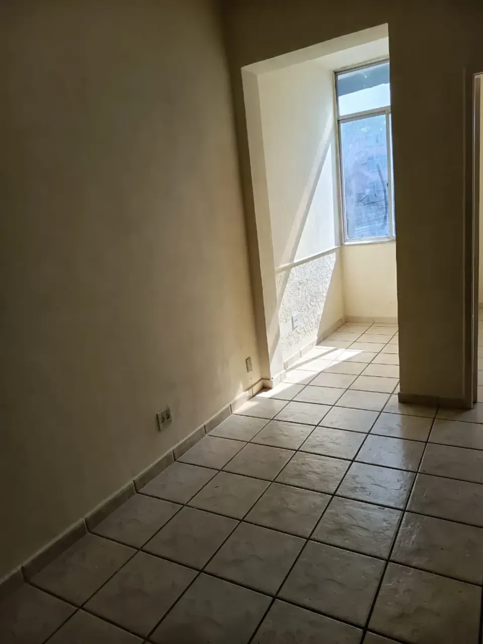 1-bedroom 1-bath apartment with no parking — photo 18