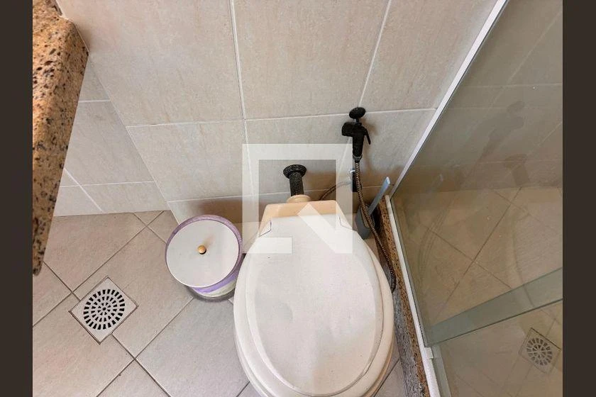 4 quartos e banheira: apartamento de 233 m² — photo 6