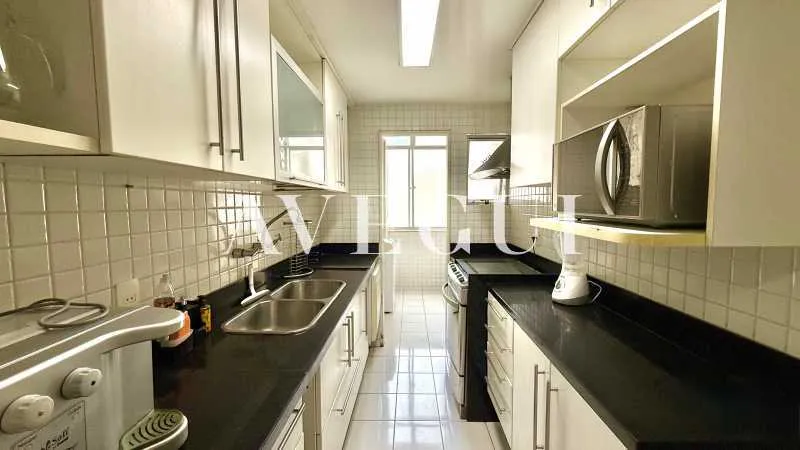 Furnished 4-bedroom apartment with 140 m² — photo 27