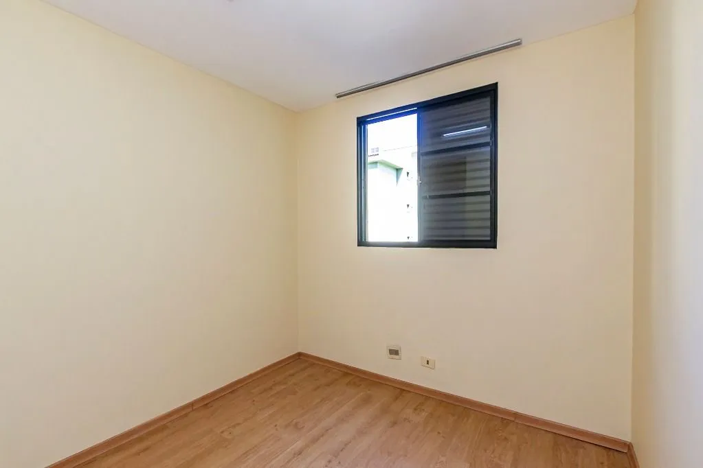 3-bedroom apartment, 1 with its own bathroom, 66 m² — photo 38