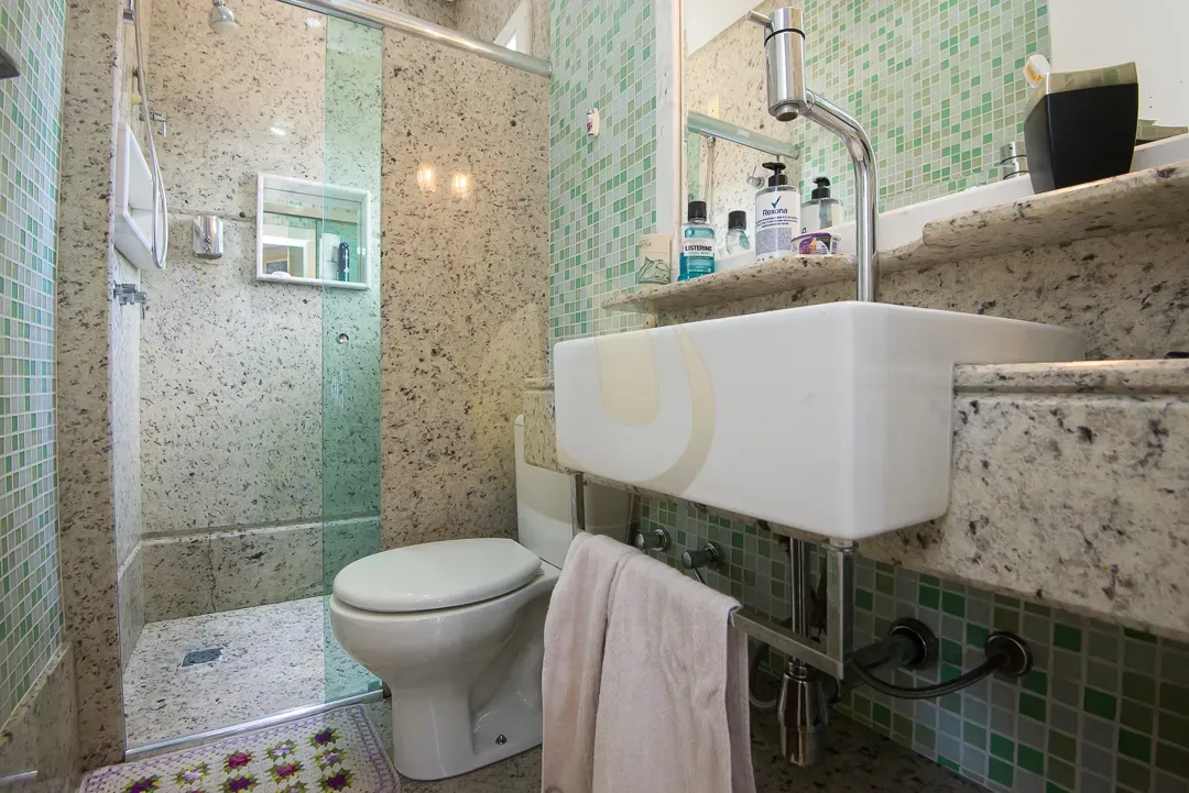 Furnished 860 m² house with 5 bedrooms and 10 bathrooms — photo 6