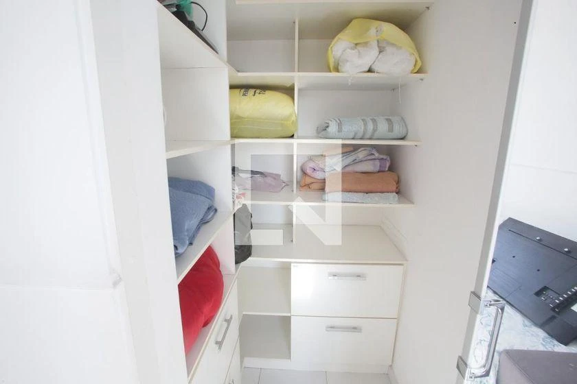 Departamento de 2 dormitorios con balcón cerrado con vidrio — photo 31