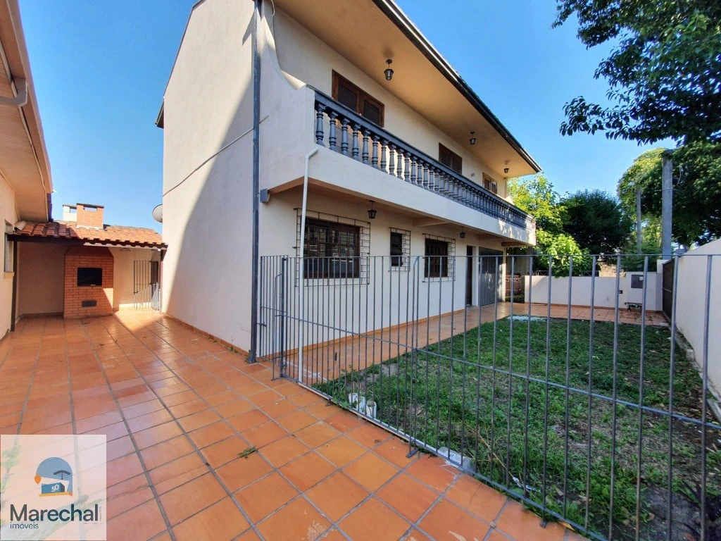 3-bedroom house with a private BBQ — photo 14