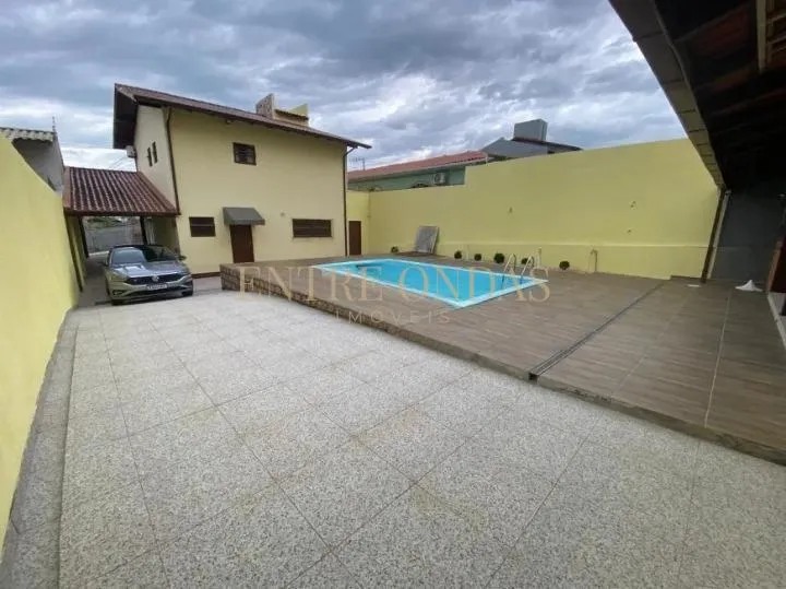 Furnished house, 164 m², with a walk-in closet — photo 13