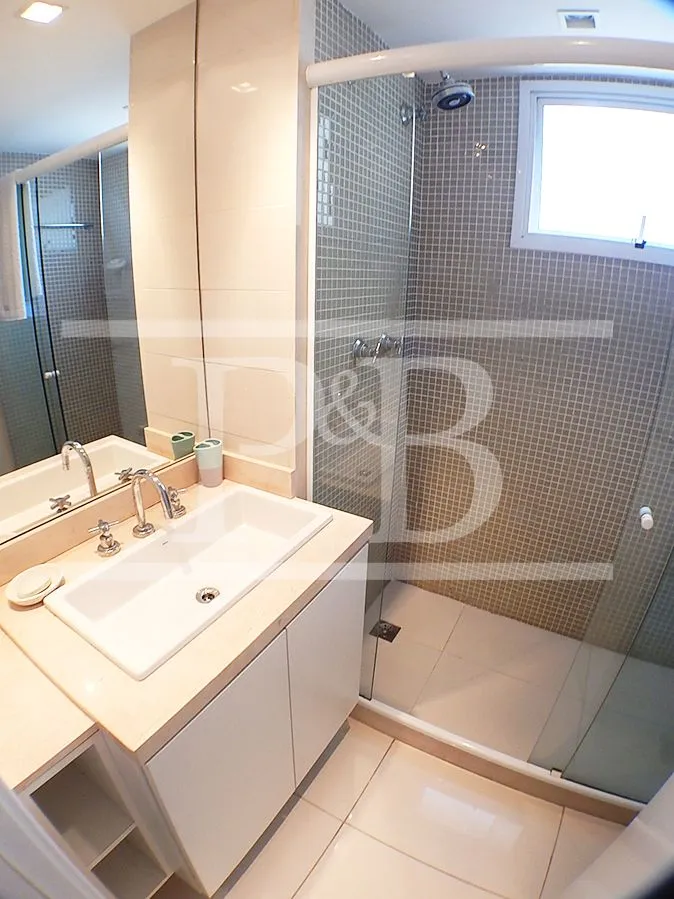 Furnished apartment with 2 bedrooms and 2 bathrooms — photo 34