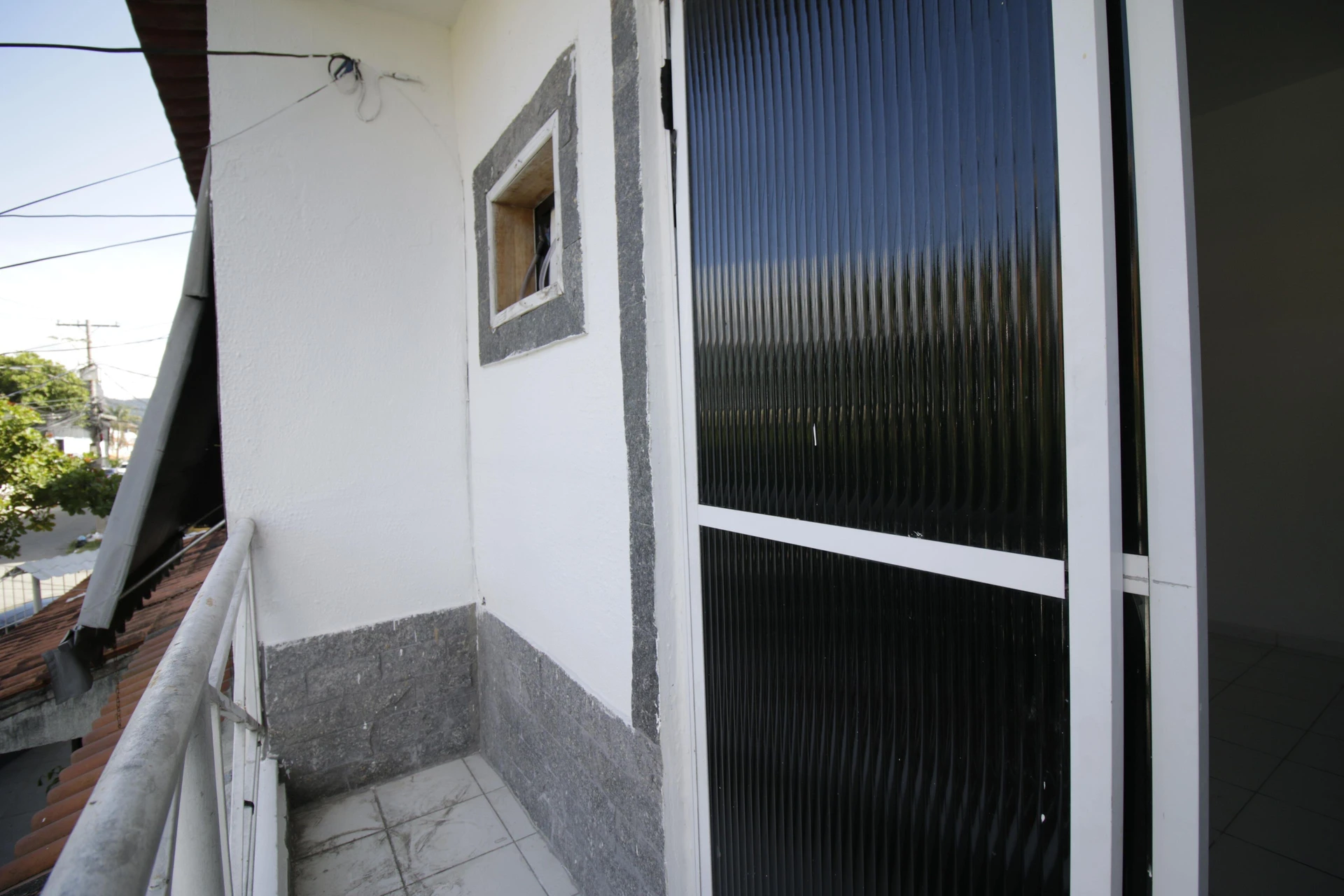 Casa sem mobília com 2 quartos e varanda — photo 38