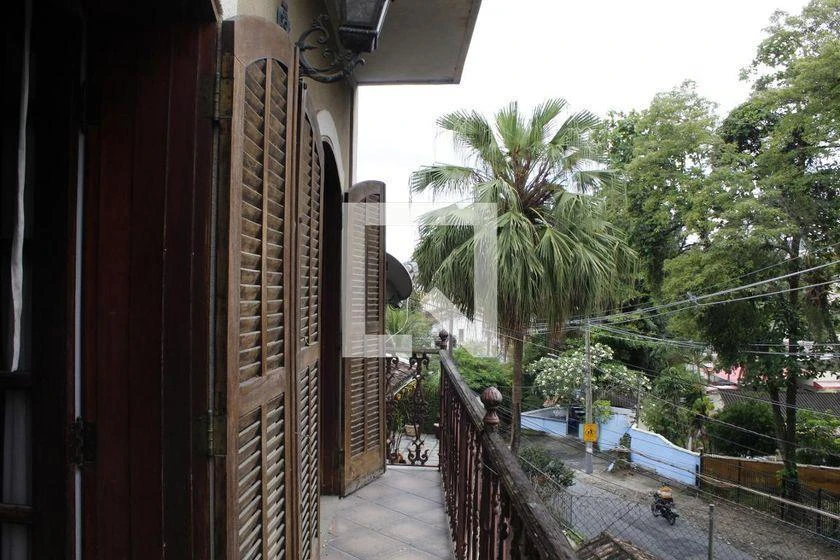 House with a balcony and 6 bedrooms plus 5 parking — photo 16