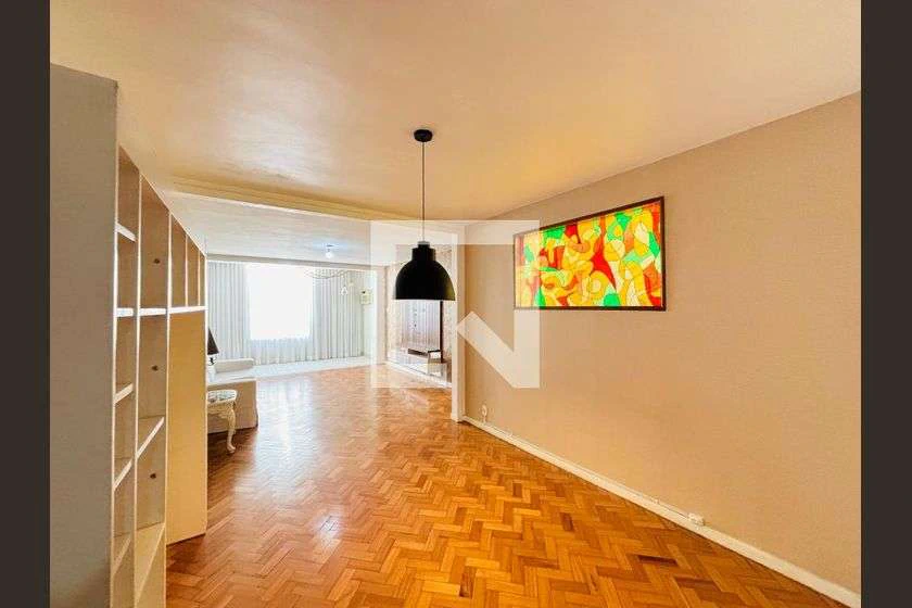 142 m² rental apartment with 3 bedrooms and separate kitchen — photo 15