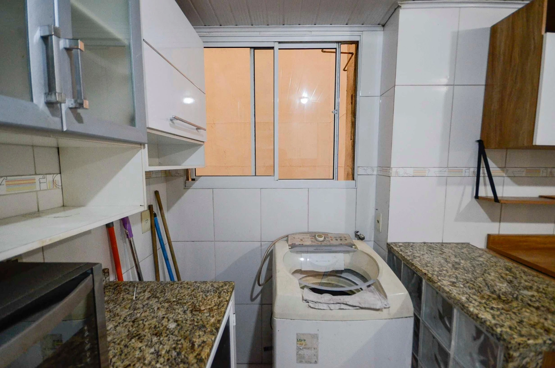 Furnished apartment, 65 m², with a jacuzzi — photo 11