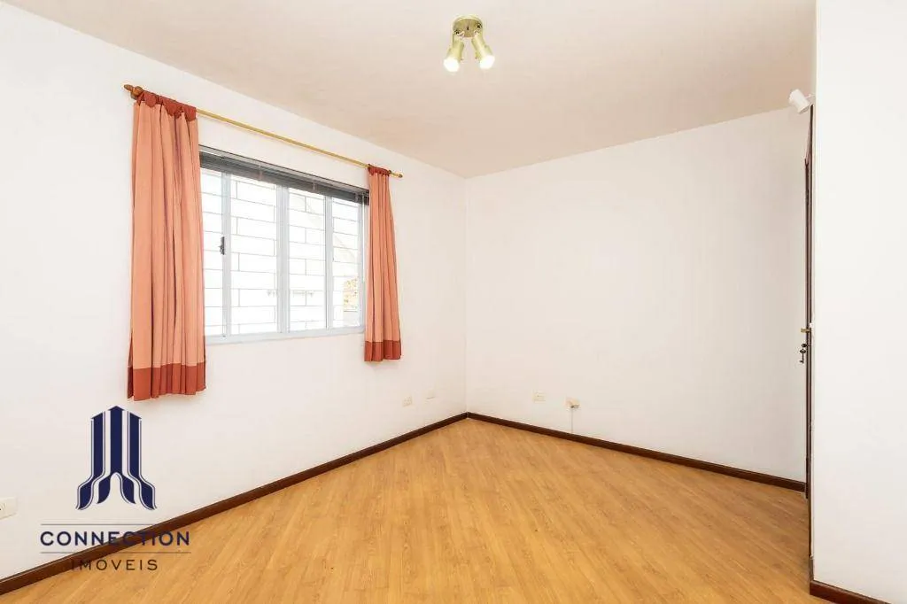 Triplex house with a private garden and BBQ — photo 28