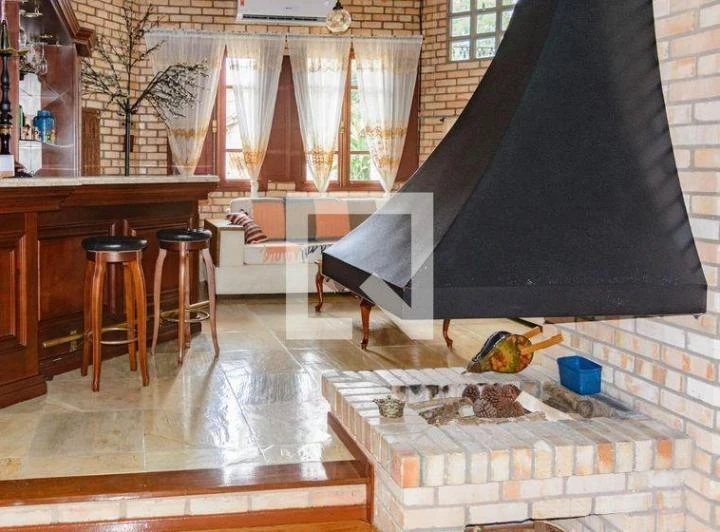 Rental house with 4 bedrooms and open-plan kitchen — photo 6
