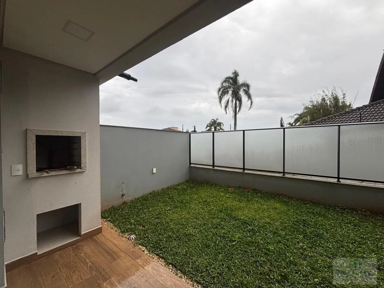 Furnished studio, 55 m², with a water view — photo 32