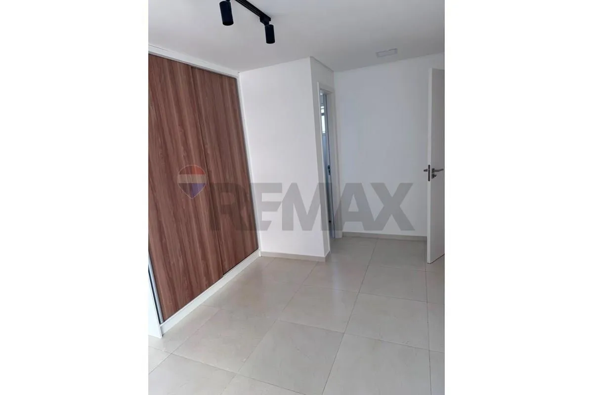 Квартира 92 м² с 3 спальнями и 2 парковочными местами — photo 14